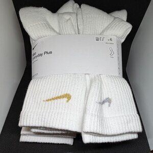 🧦 Nike Everyday Plus Dri-FIT Crew Socks 6-Pack – White Metallic Swoosh – M